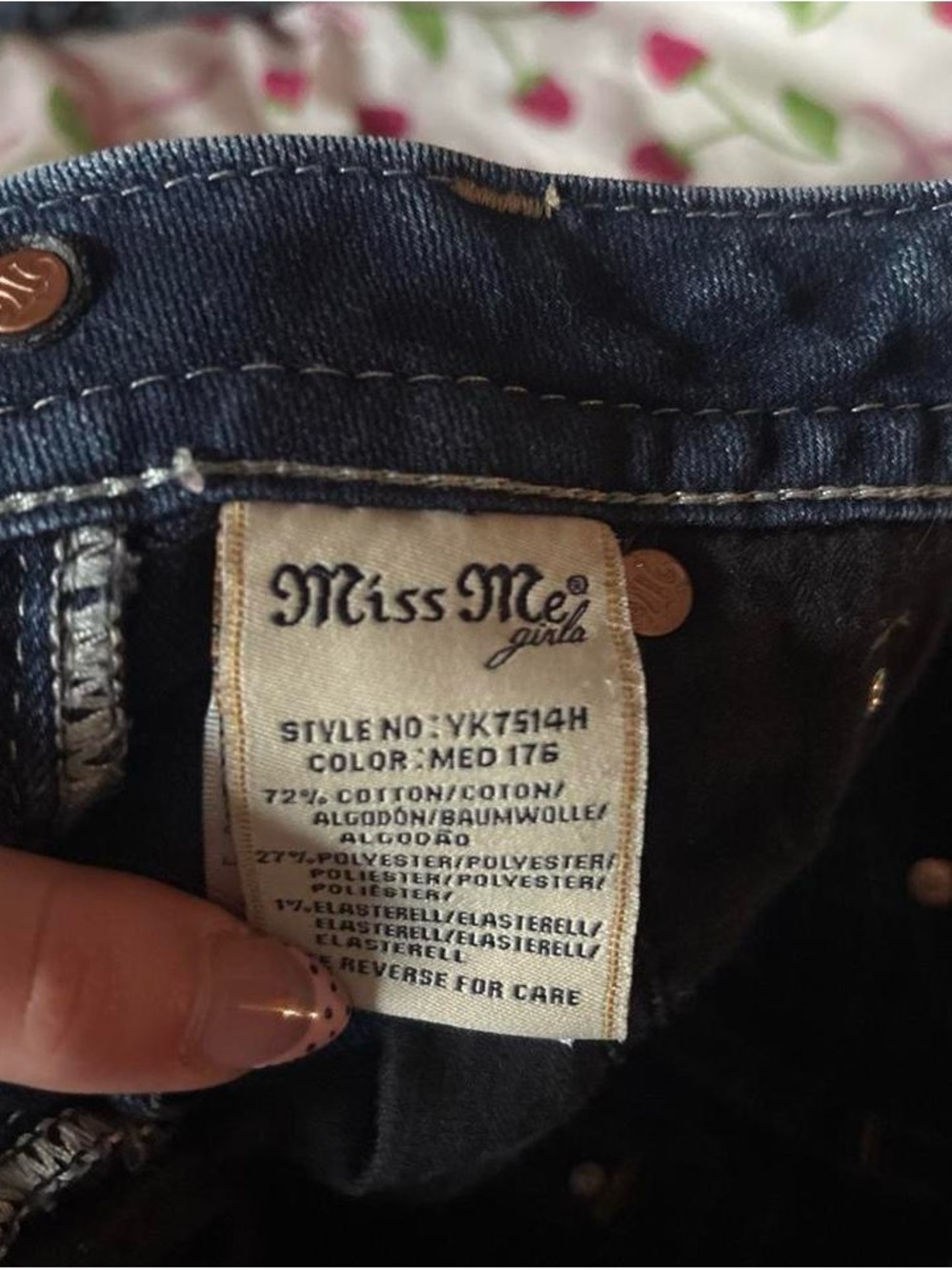 Jeans Subcategory Classification - Picture 3 of 5